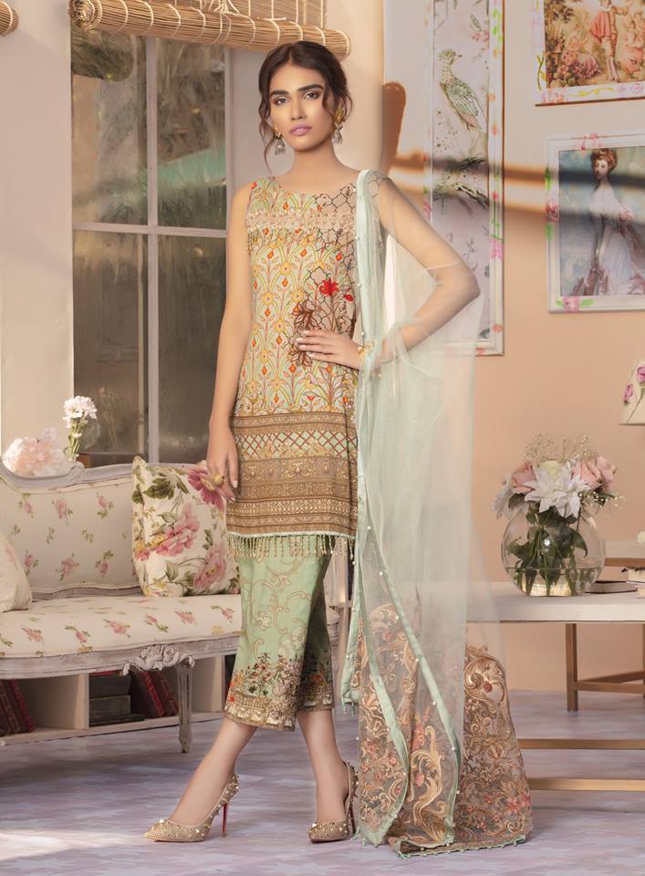 Stylish Gulaal Lawn with New Styles and Glamour For Trendy Girls Stylish Gulaal Lawn with New Styles and Glamour For Trendy Girls