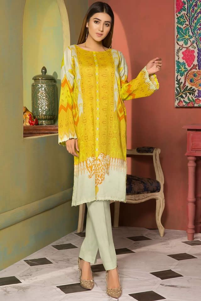 Stylish New Arrival Warda Lawn Collection For Yr 19 Vol-1 for Summer Season Stylish New Arrival Warda Lawn Collection For Yr 19 Vol-1 for Summer Season