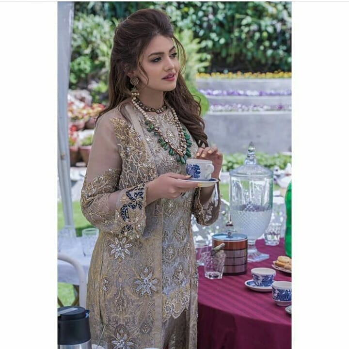 Zara Noor Abbas Looking Beautiful in her New Photoshoot