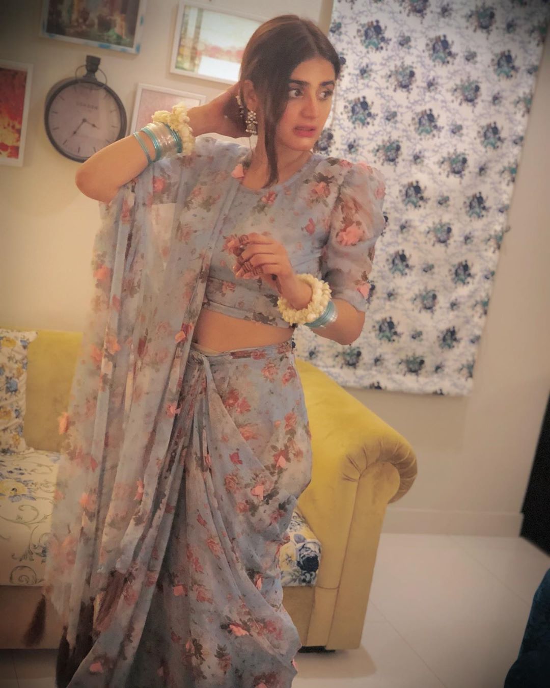 Awesome New Eid Photos of Hira Mani with her Family | Dailyinfotainment
