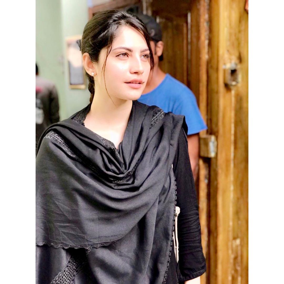 New Pictures of Awesome Neelum Muneer Khan