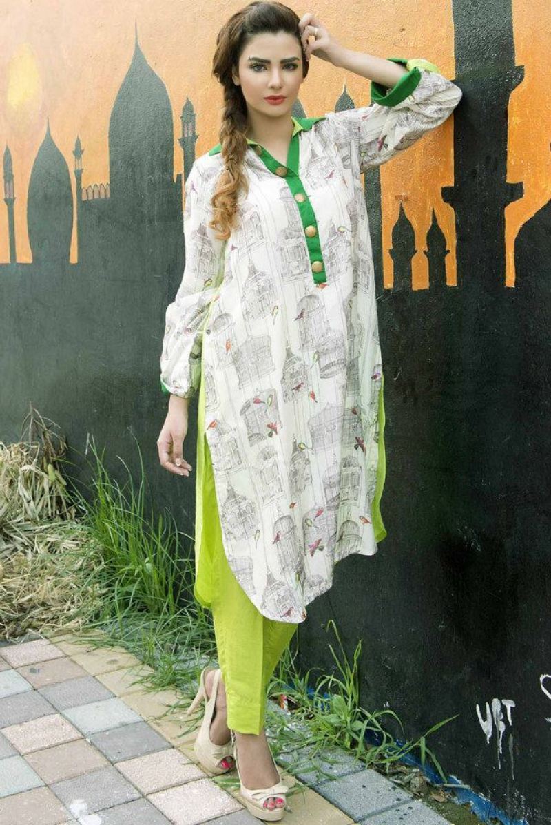 Celebrate Jashn-e-Azadi with These 14th Aug Theme Outfits For Ladies