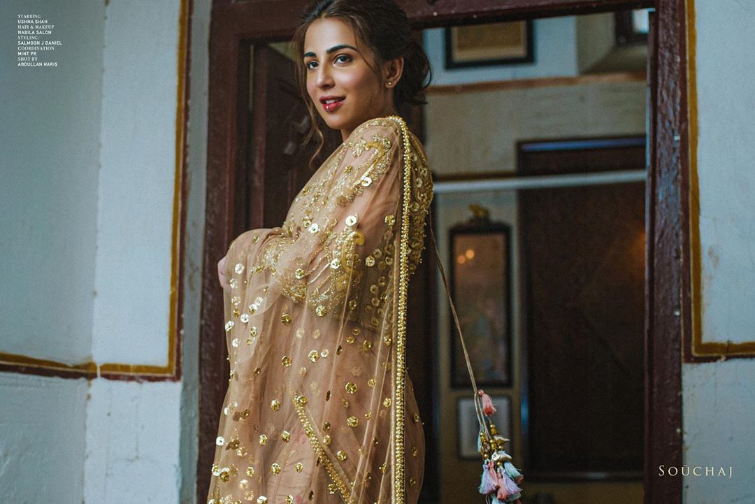 Actress Ushna Shah Awesome Looks in New PhotoShoot