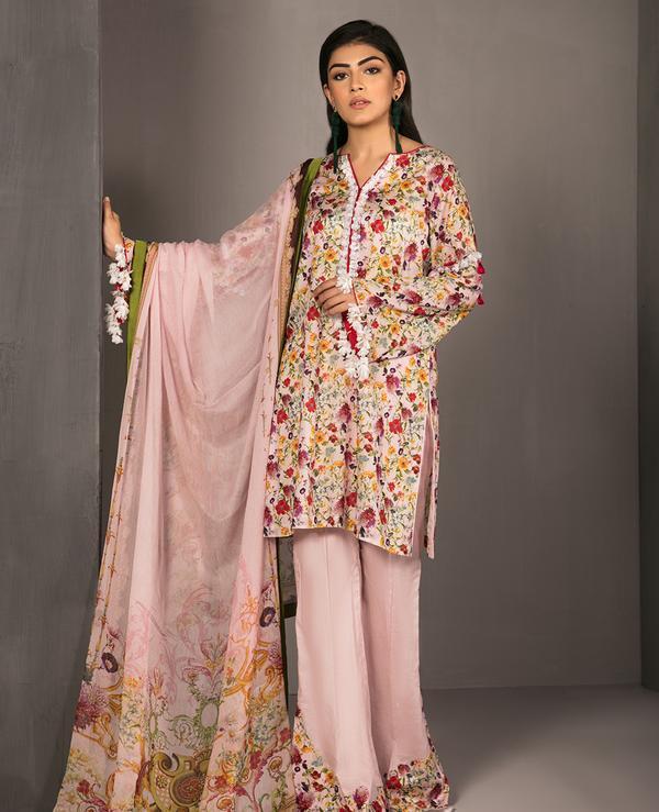 Ittehad Fabrics Bring 50 % Off This Eid & Independence Day