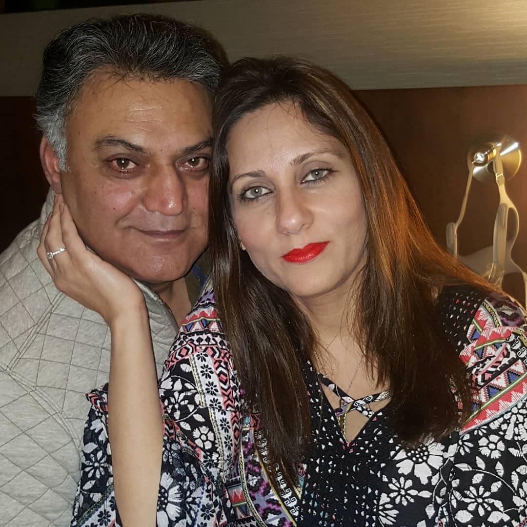 New Clicks of Asif Raza Mir with his Family