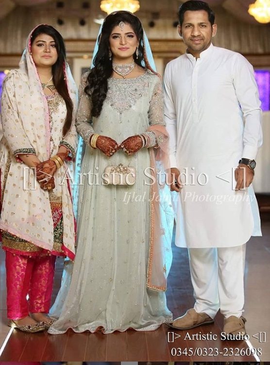 Cricketer Sarfaraz Ahmed with His Wife at Wedding of His Sister In Law