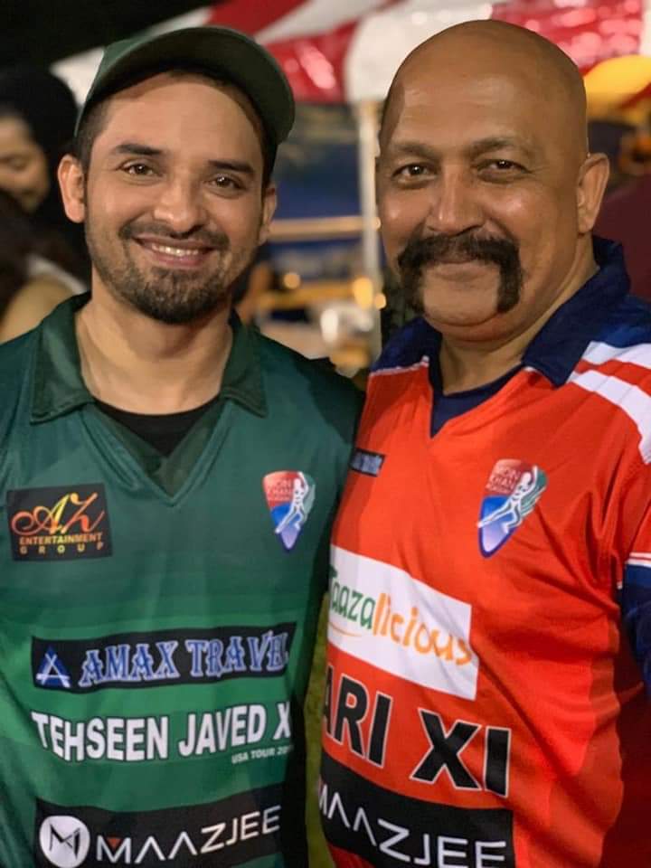 Pakistani Celebrities Playing Cricket 3