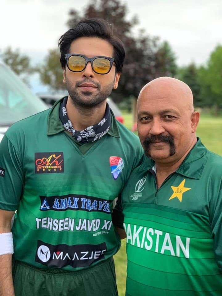 Pakistani Celebrities Playing Cricket 18
