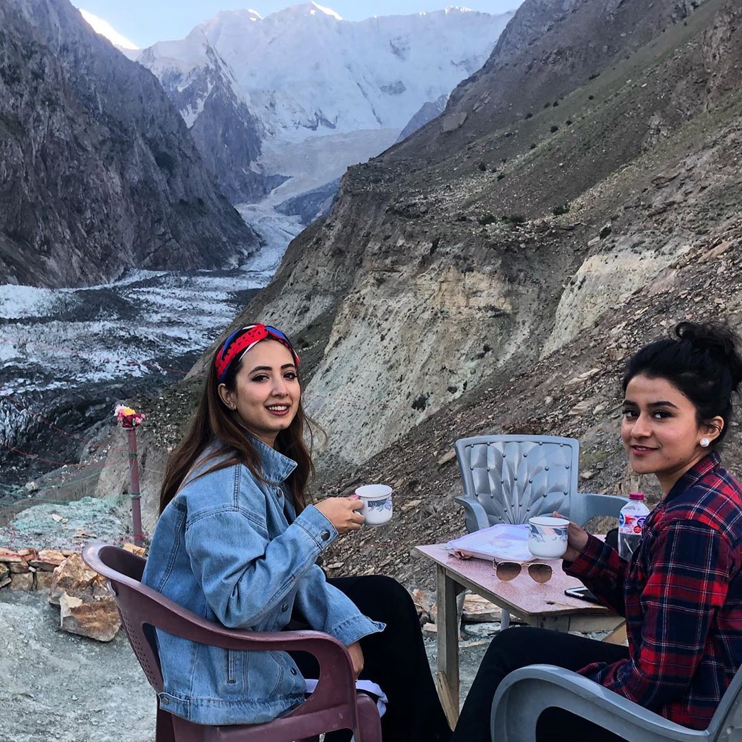 Awesome Clicks of Komal Aziz in Northern Areas of Pakistan