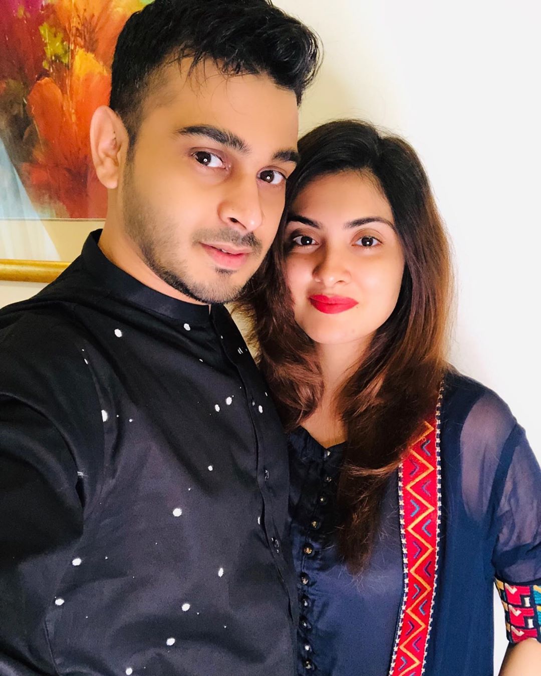 Awesome Pictures of Beautiful Alizeh Tahir with Husband