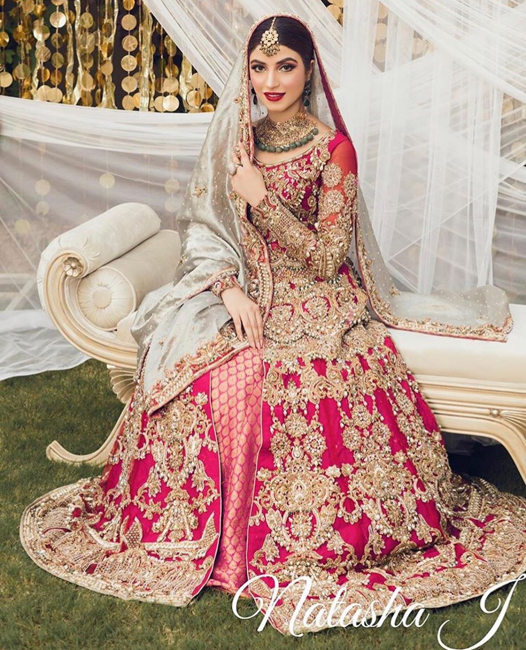 Awesome Bridal Photoshoot of Kinza Hashmi