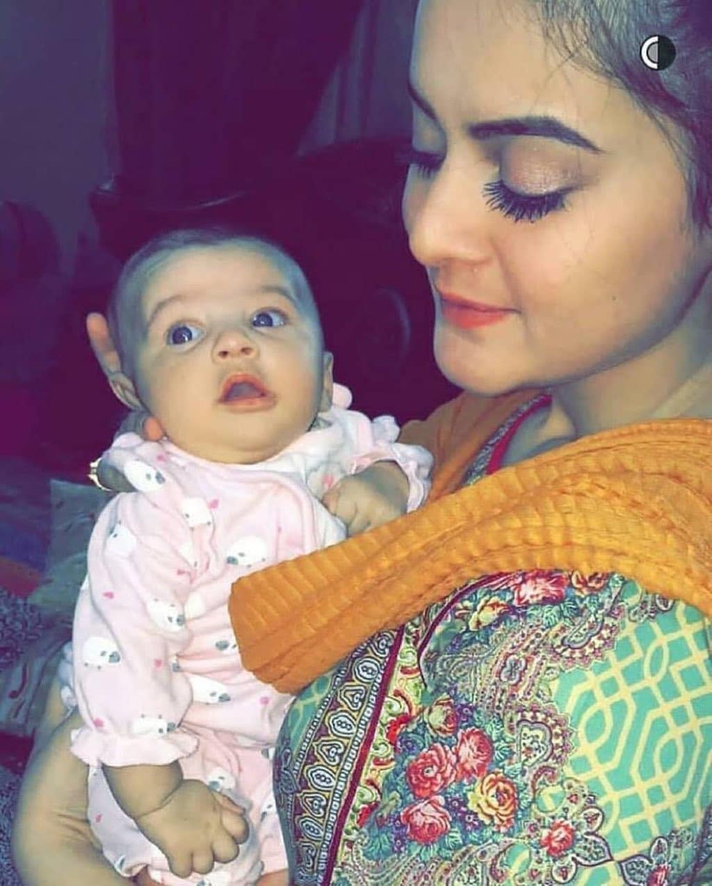 New Cute Clicks of Aiman and Muneeb Daughter Amal