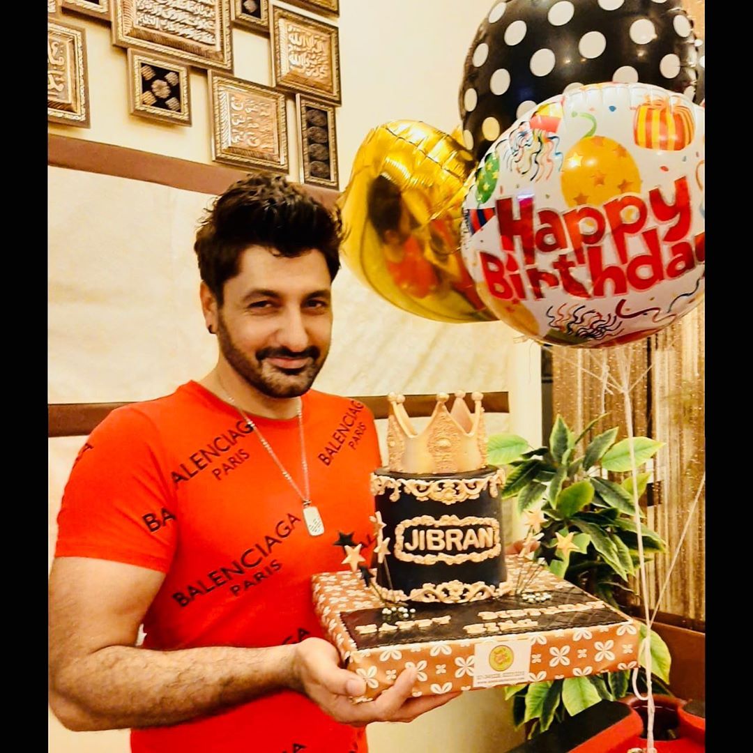 Syed Jibran Celebrated his Birthday with wife and Kids