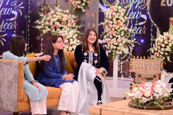Awesome Pictures of Shagufta Ijaz and Javeria Saud with their Daughters