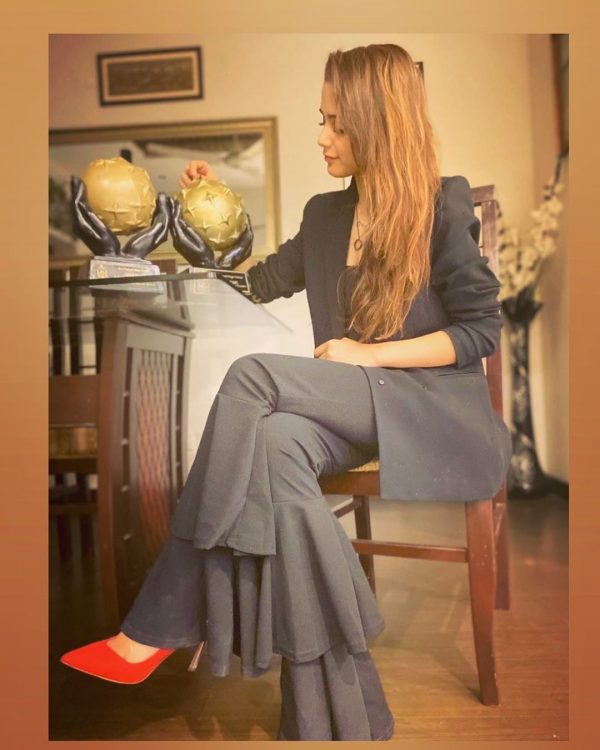 Singer Aima Baig New Pictures from a Birthday Party