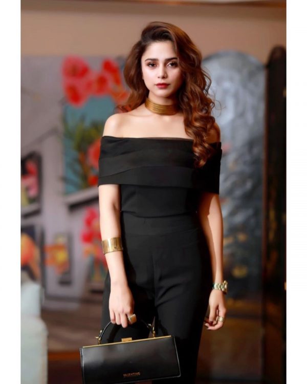 Singer Aima Baig New Pictures from a Birthday Party