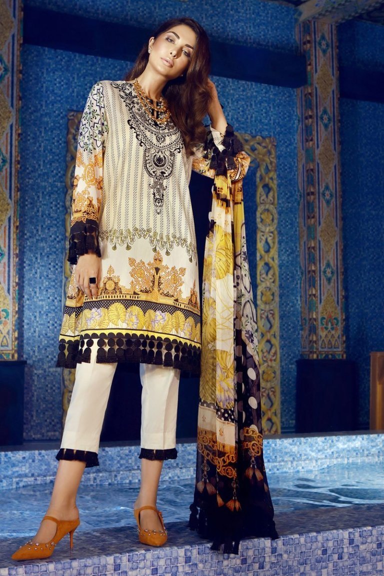 Best Outfitters Winter Shawl Looking 2020 Ideas For Ladies