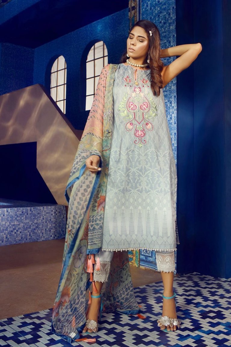 Best Outfitters Winter Shawl Looking 2020 Ideas For Ladies