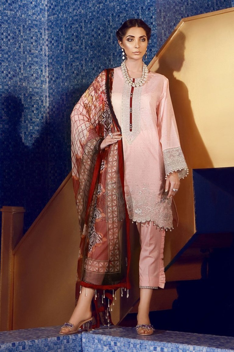 Best Outfitters Winter Shawl Looking 2020 Ideas For Ladies