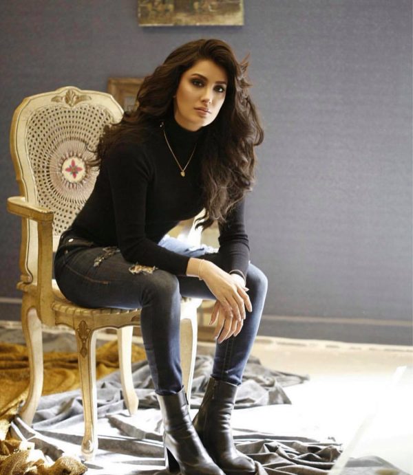 Famous and Stylish Pakistani Celebrities