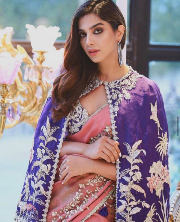 Famous and Stylish Pakistani Celebrities