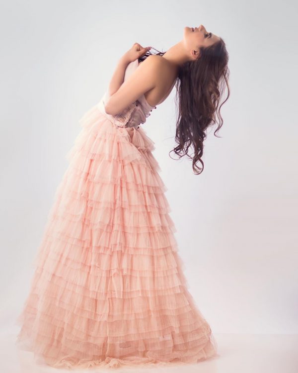 Awesome Actress Hira Mani’s New Photoshoot