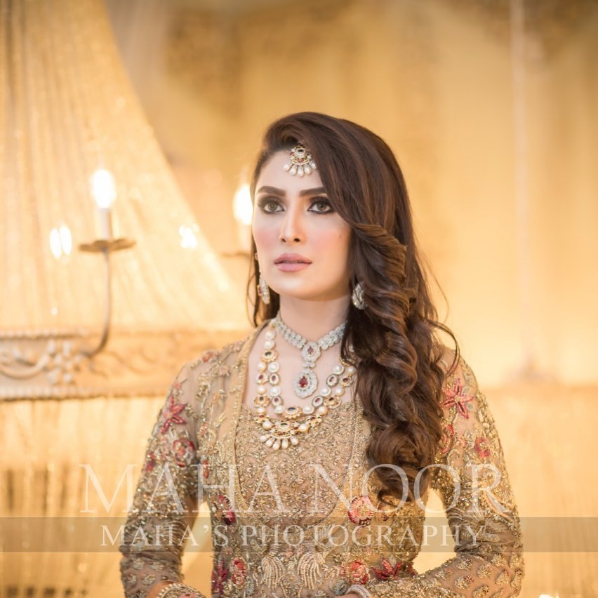 Beautiful Ayeza Khan Latest Photoahoot