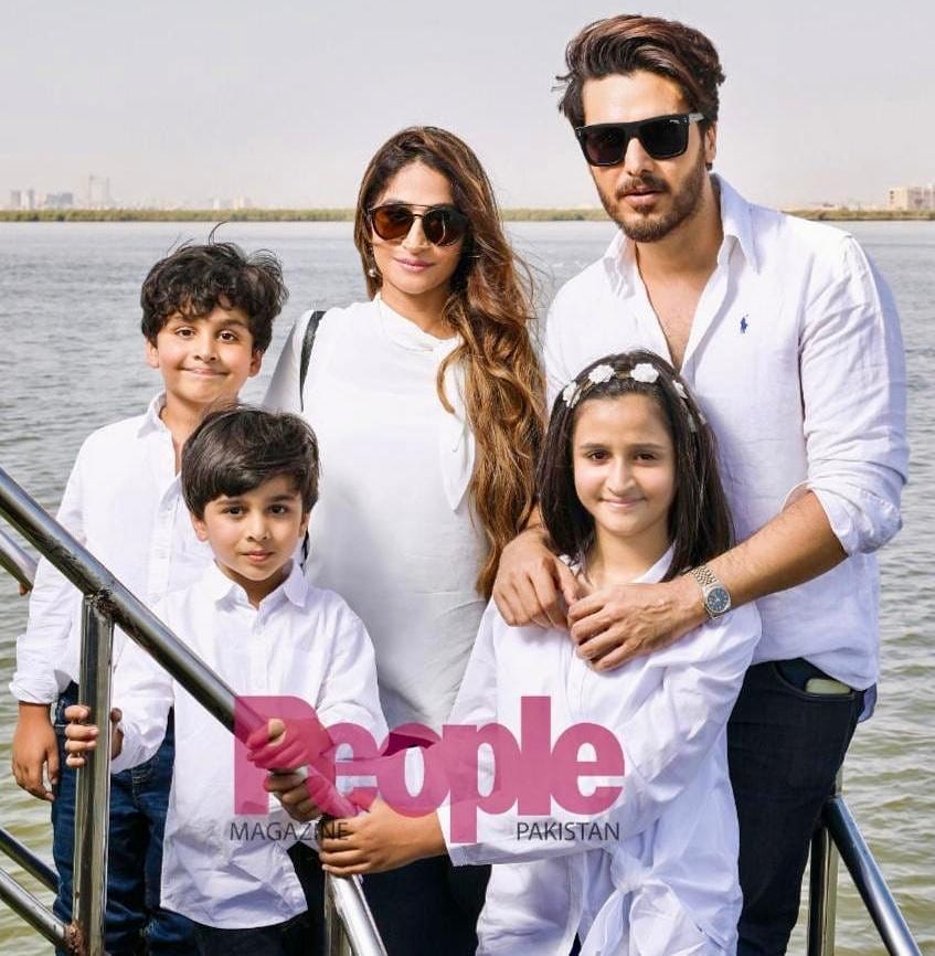 Ahsan Khan’s Beautiful Pictures With His Wife, Parents And Kids
