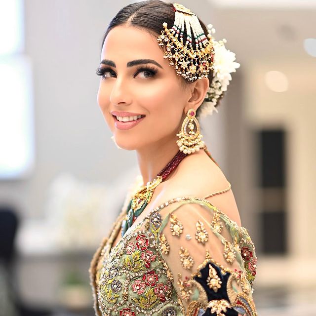 Ushna Shah’s Recent Pictures invited Criticism