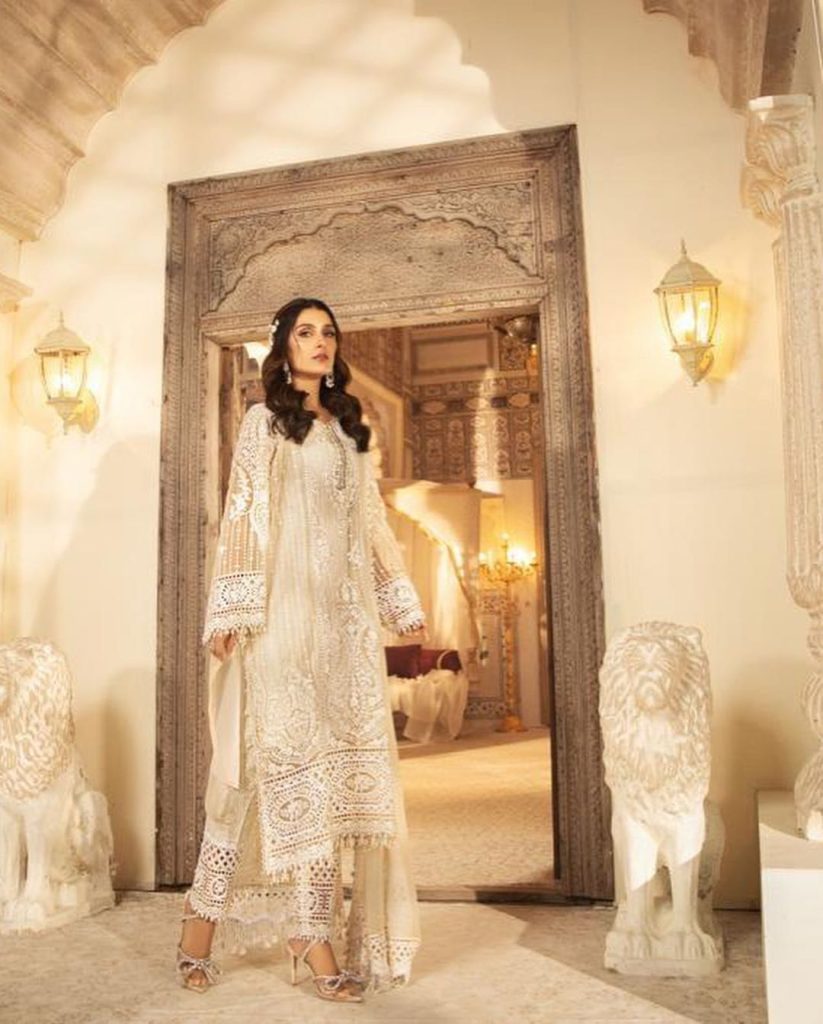 Ayeza Khan features in Maria B Winter Wedding Edition 2021
