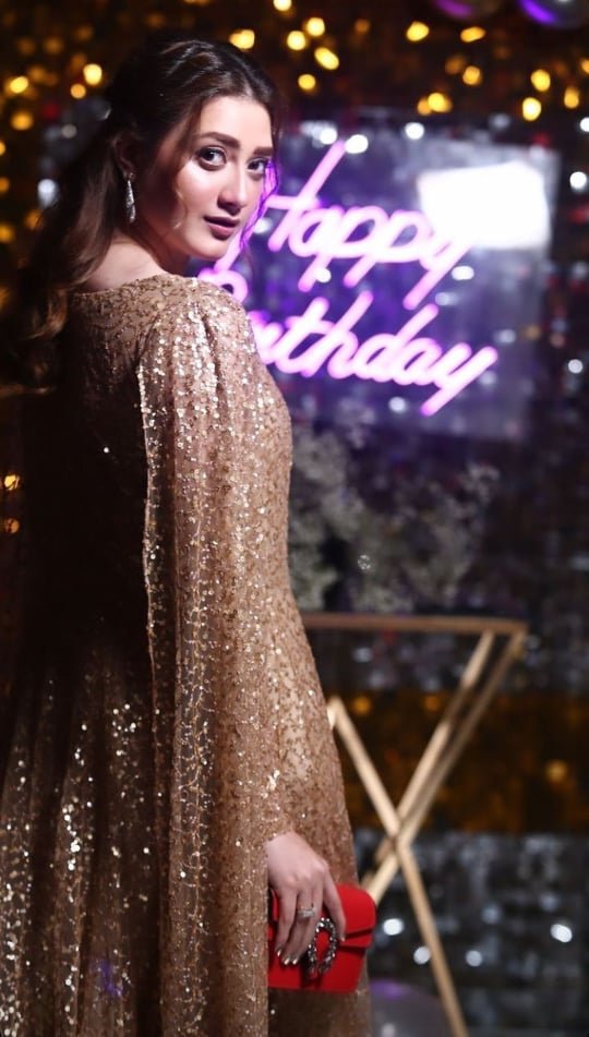 Momina Iqbal pictures from her Charming birthday party 3 Momina Iqbal pictures from her Charming birthday party