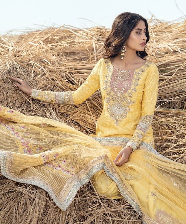 Sajal Aly And Bilal Abbas Photoshoot in Desi Mahol is so Attractive