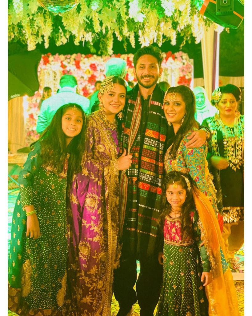 Zara Noor Abbas New Pictures from family wedding
