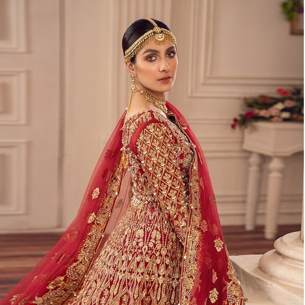 Ayeza Khan Bridal Photoshoot for Anaya by Kiran Chaudhry 3 Ayeza Khan Bridal Photoshoot for Anaya by Kiran Chaudhry
