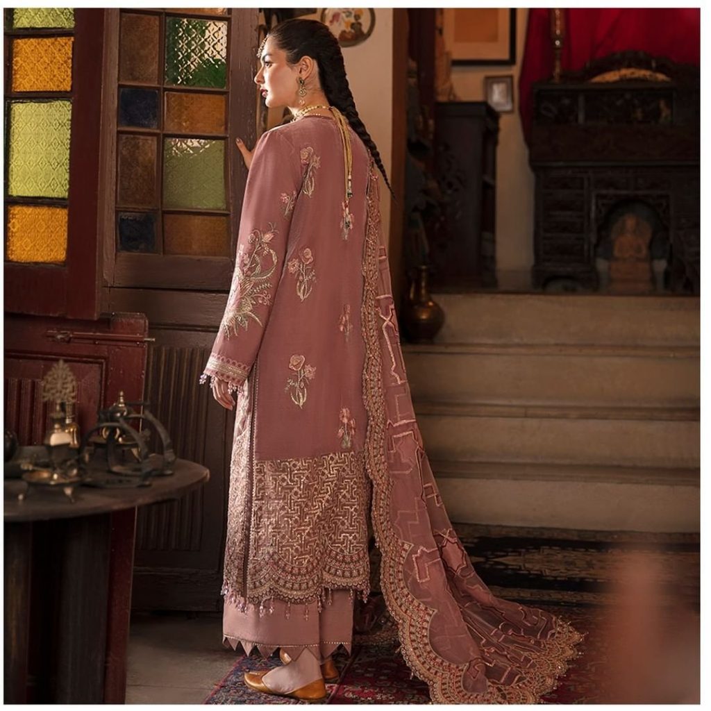 Hania Aamir exudes Elegance in recent photoshoot 2 Hania Aamir exudes Elegance in recent photoshoot
