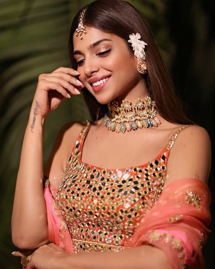 Sonya Hussyn Desi Wedding Vibe in peachy pink is Gorgeous 2 Sonya Hussyn Desi Wedding Vibe in peachy pink is Gorgeous