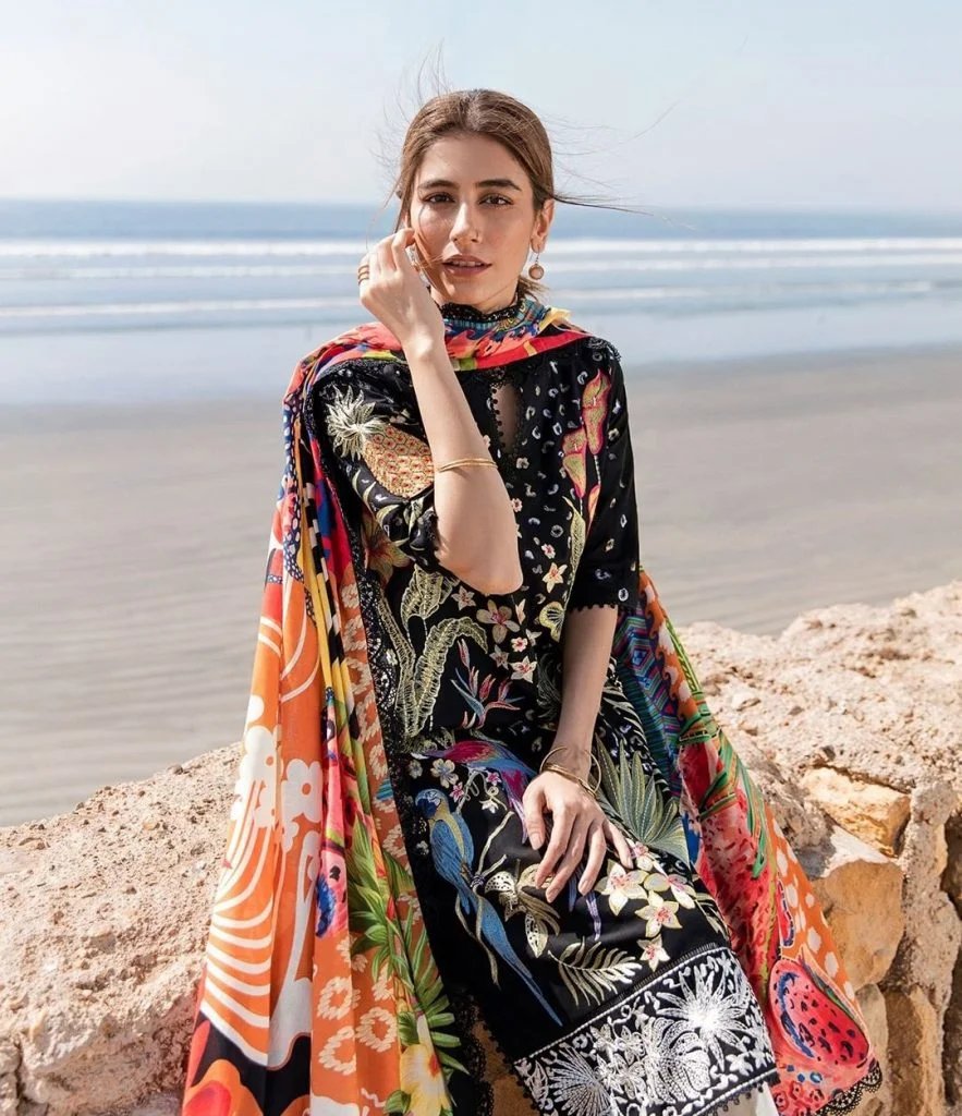 Syra Yousuf Jaw Dropping Clicks from Recent Photo Shoot