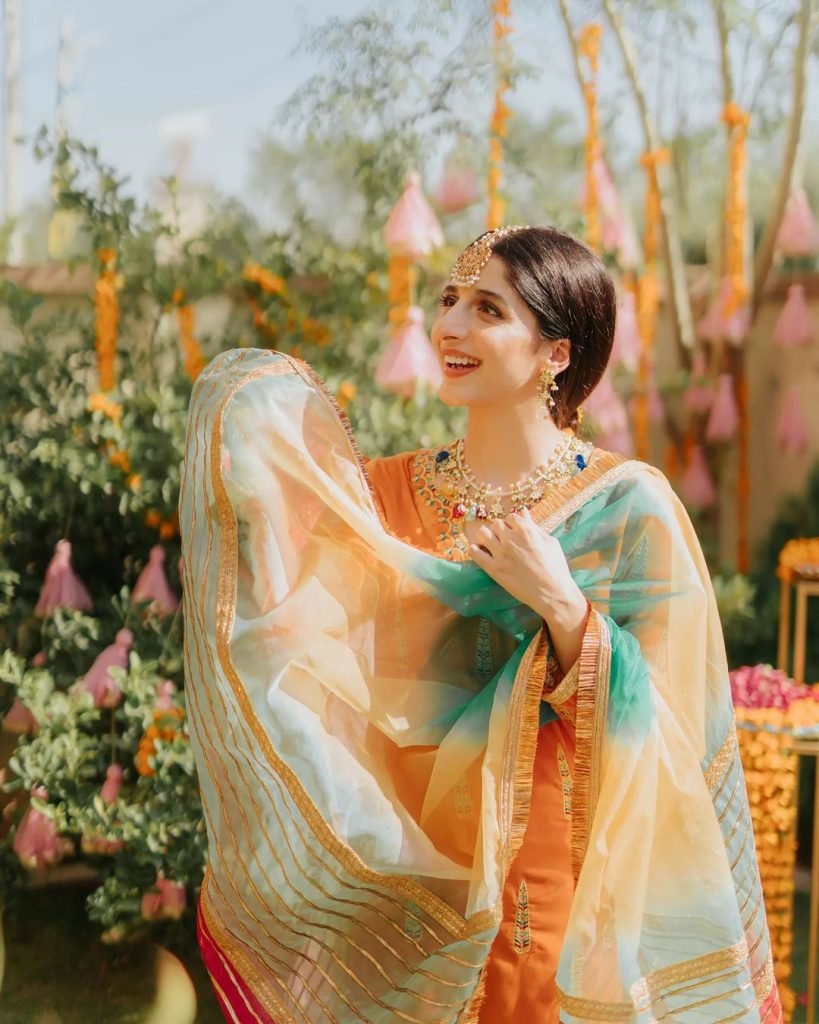 Mawra and Urwa brand UXM launches M Traditional collection