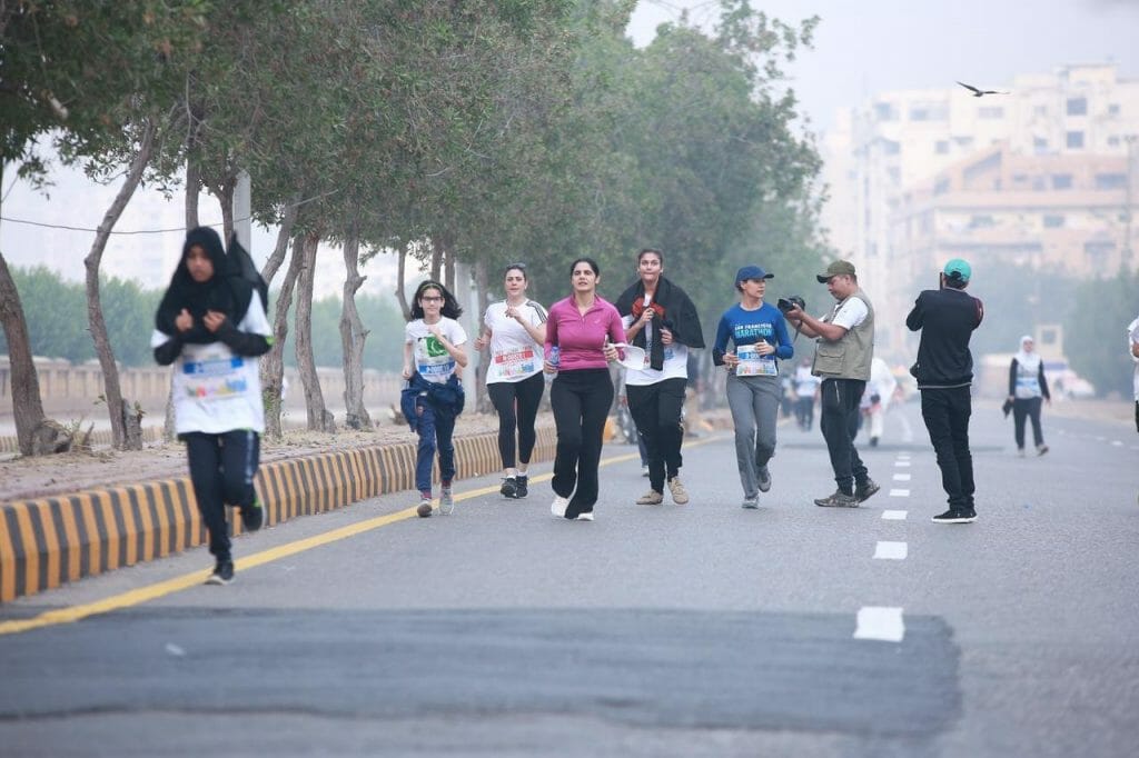 Karachi Runs For A Cleaner & Greener City At The First Karachi Green Marathon