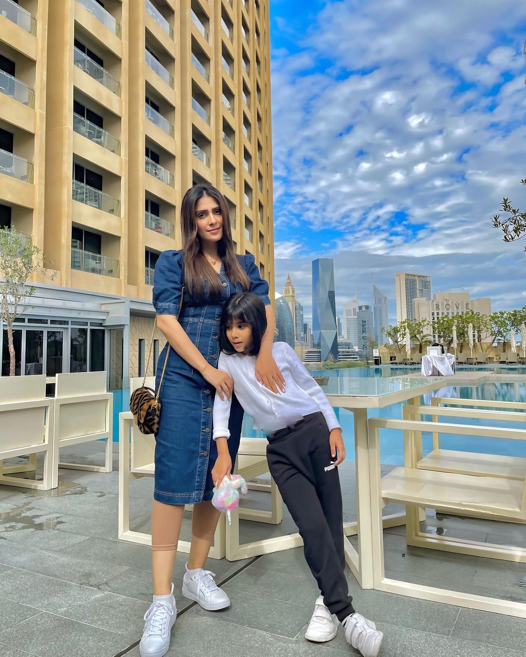 Ayeza Khan pictures from Dubai are super awesome