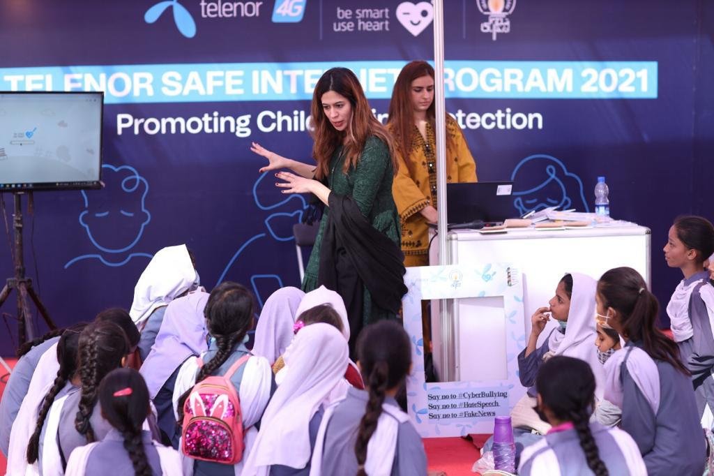 Telenor Pakistan empowers over 200,000 youth and 4,000 teachers through its Safe Internet Program in 2021 2 Telenor Pakistan empowers over 200,000 youth and 4,000 teachers through its Safe Internet Program in 2021