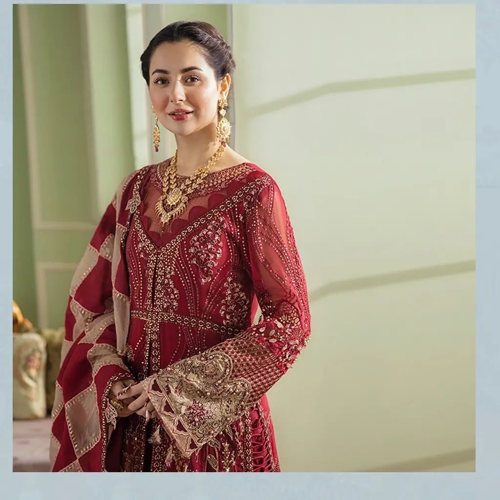Hania Aamir looks Ravishing in Latest Shoot 11 Hania Aamir looks Ravishing in Latest Shoot