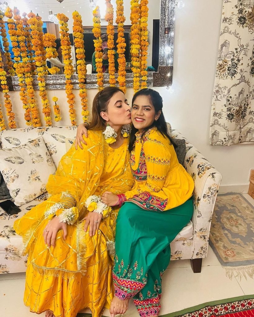 Beautiful Pictures of Shagufta Ejaz Daughter Engagment 6 Beautiful Pictures of Shagufta Ejaz Daughter Engagment
