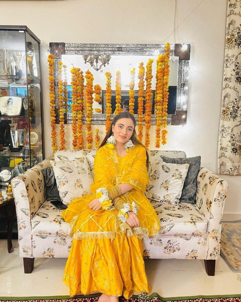 Beautiful Pictures of Shagufta Ejaz Daughter Engagment 7 Beautiful Pictures of Shagufta Ejaz Daughter Engagment