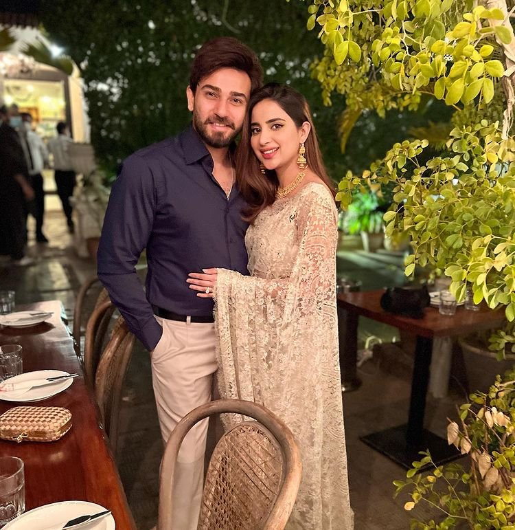 Saboor Ali and Ali Ansari twins in Post Dinner pictures 4 Saboor Ali and Ali Ansari twins in Post Dinner pictures