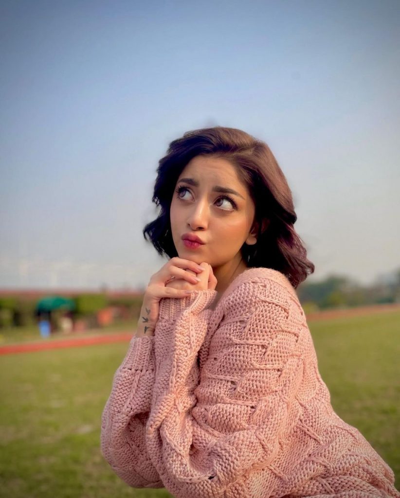 Alizeh Shah Air Kissed pictures are super cute 5 Alizeh Shah Air Kissed pictures are super cute