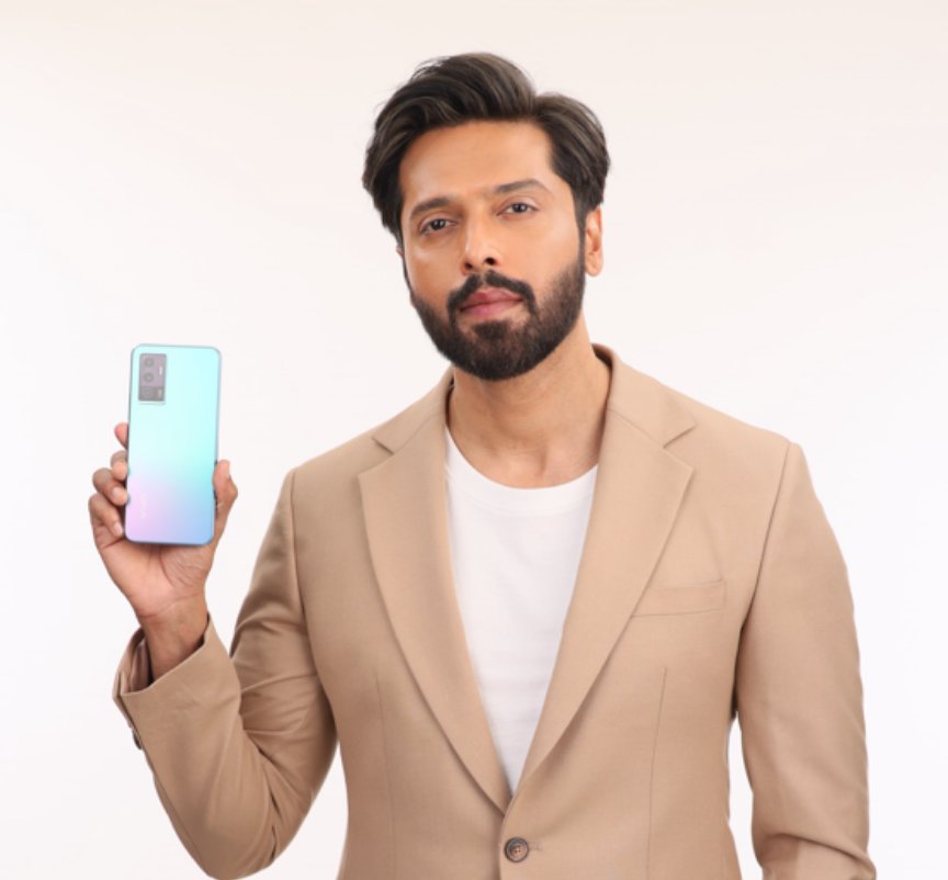 What Fahad & Hania Have to Say About vivo’s V23e?