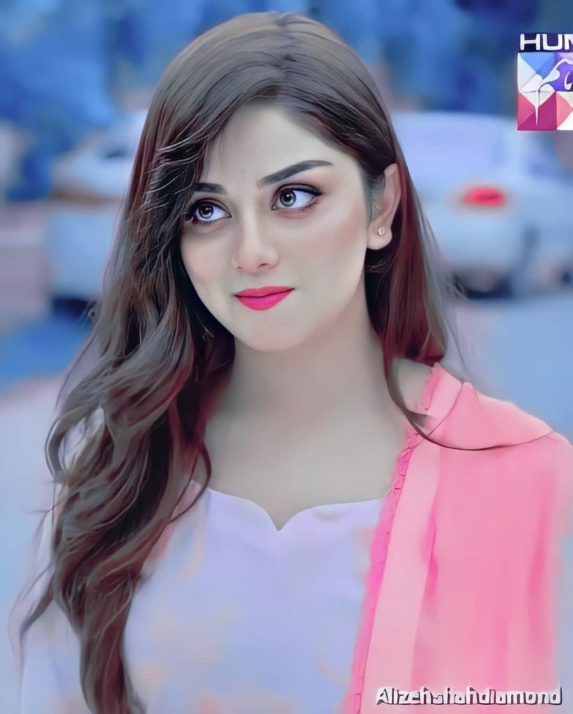 Alizeh Shah Air Kissed pictures are super cute 3 Alizeh Shah Air Kissed pictures are super cute