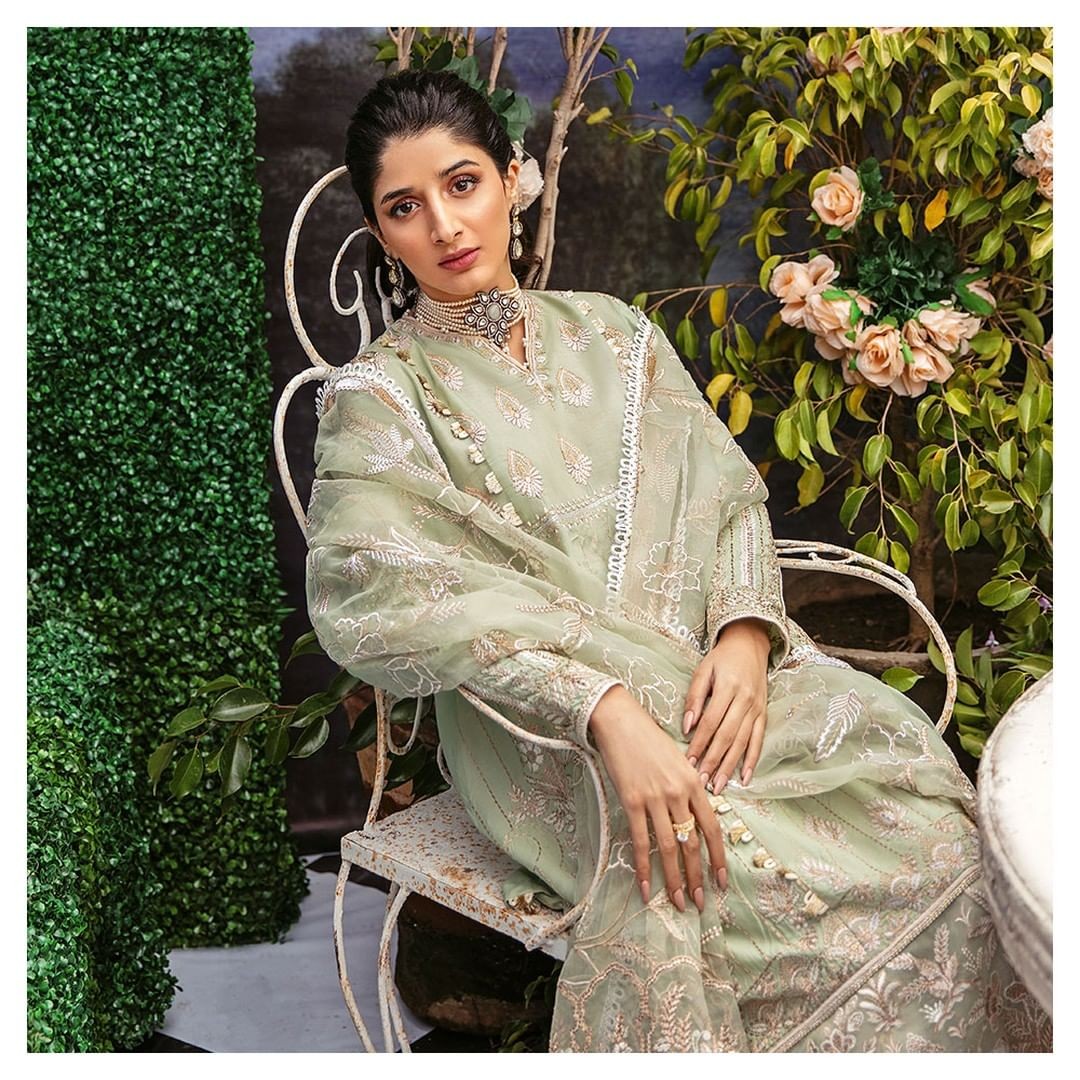 Mawra Hocane Slays her Charming Looks in recent shoot