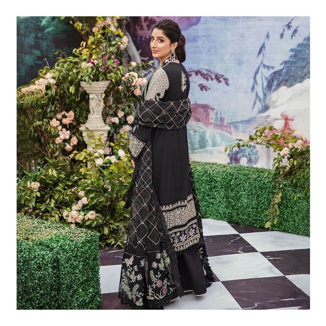 Mawra Hocane Slays her Charming Looks in recent shoot